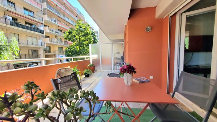 Image No.10-1 Bed Apartment for sale