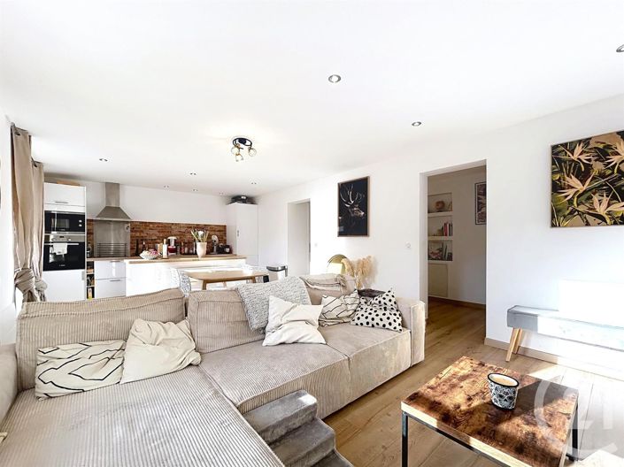 Image No.2-3 Bed Apartment for sale