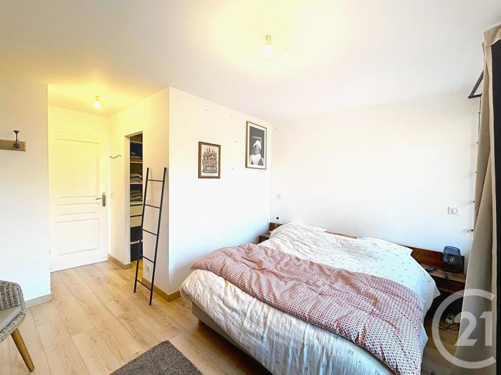 Image No.6-3 Bed Apartment for sale