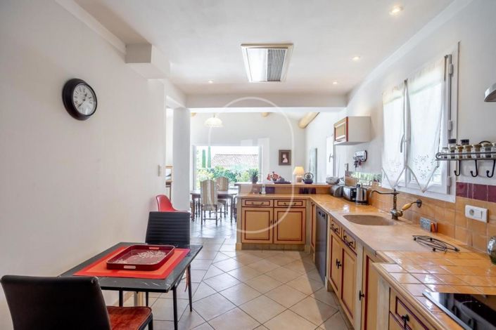 Image No.8-Maison de 5 chambres à vendre à Rasteau