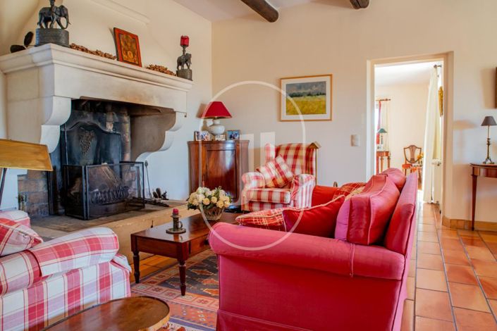 Image No.3-5 Bed House for sale