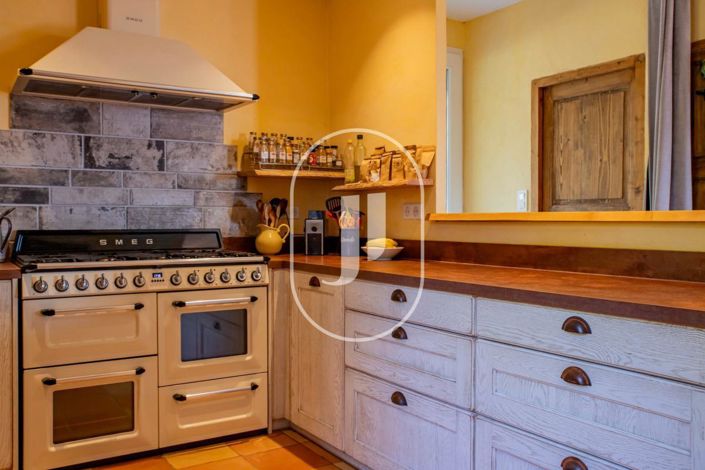 Image No.4-11 Bed House for sale