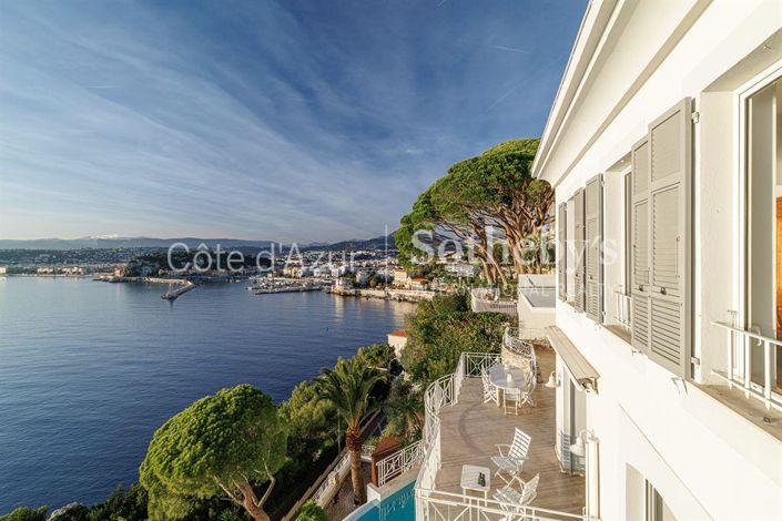 Image No.13-6 Bed Property for sale