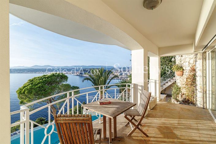 Image No.5-6 Bed Property for sale