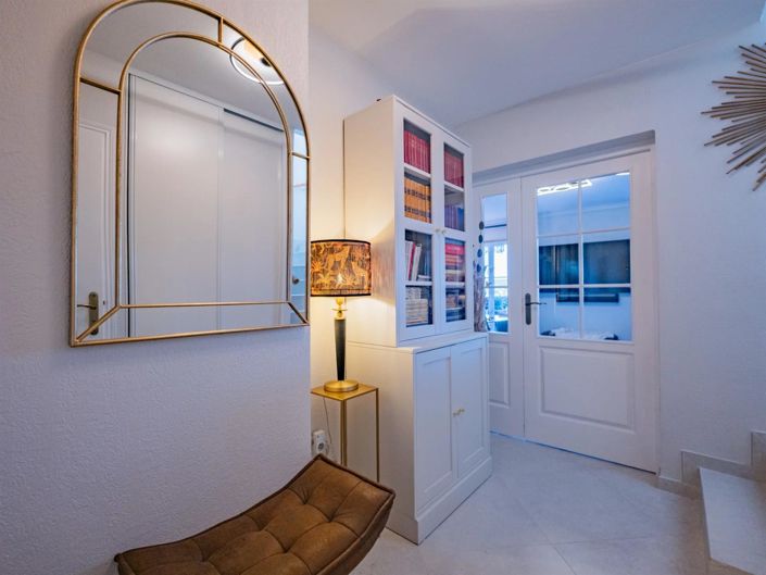 Image No.3-3 Bed House for sale