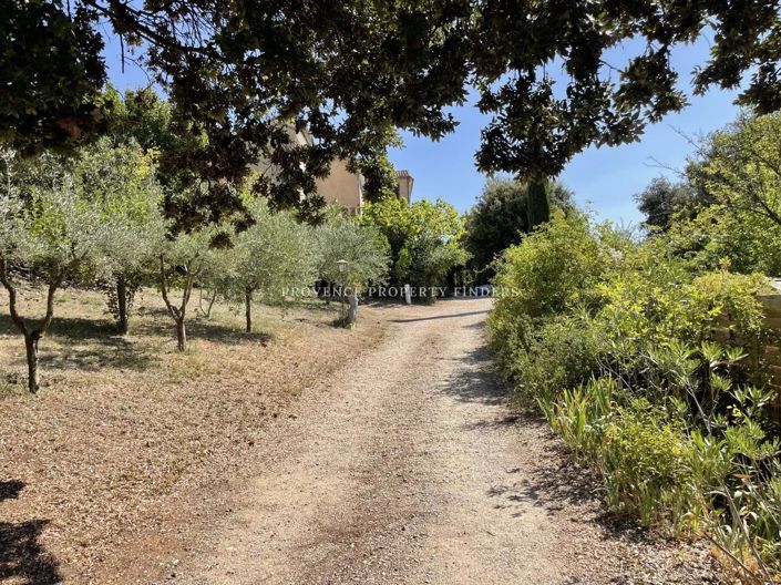 Image No.2-4 Bed House for sale