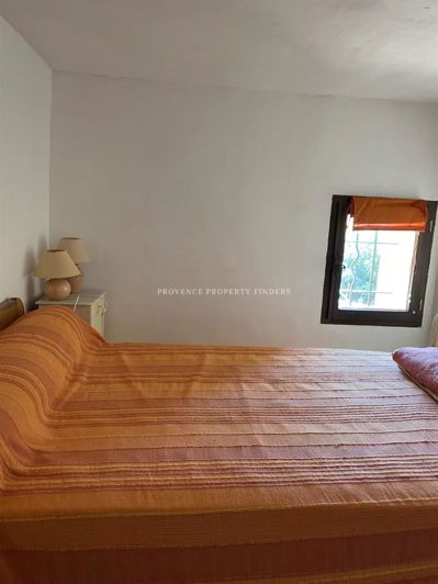 Image No.21-4 Bed House for sale