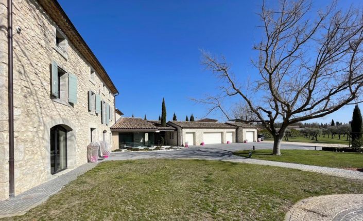 Image No.4-Maison de 5 chambres à vendre à L'Isle-sur-la-Sorgue