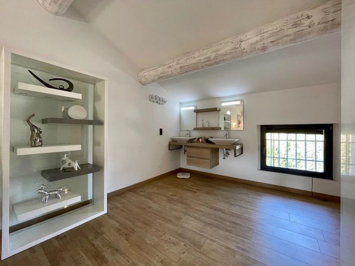 Image No.42-Maison de 5 chambres à vendre à L'Isle-sur-la-Sorgue