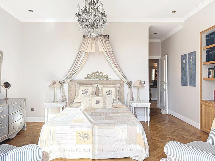 Image No.11-2 Bed Apartment for sale