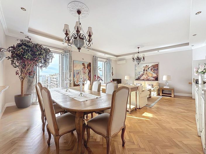 Image No.22-2 Bed Apartment for sale