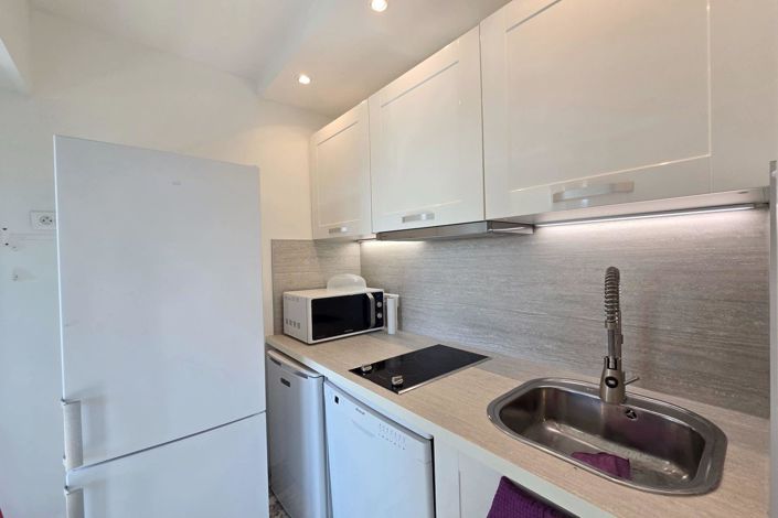 Image No.4-Apartment for sale