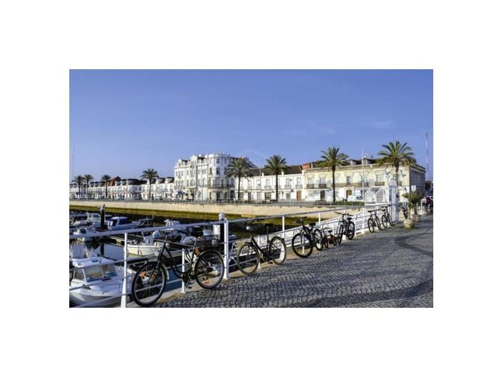 Image No.11-3 Bed Apartment for sale