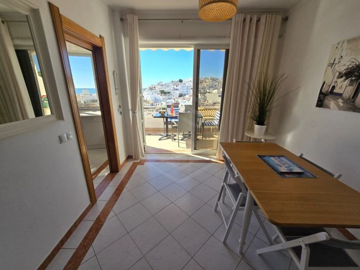 Image No.18-2 Bed Apartment for sale
