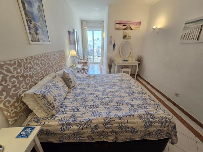 Image No.24-1 Bed Apartment for sale