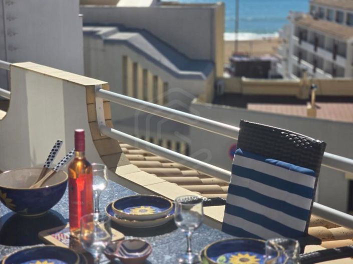 Image No.45-1 Bed Apartment for sale