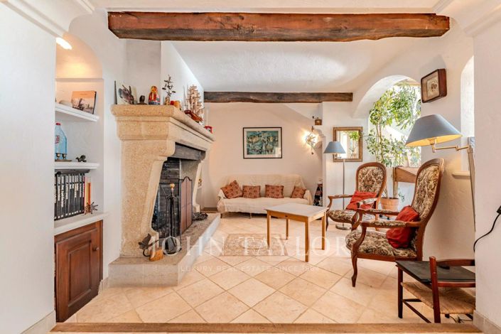 Image No.11-5 Bed House for sale