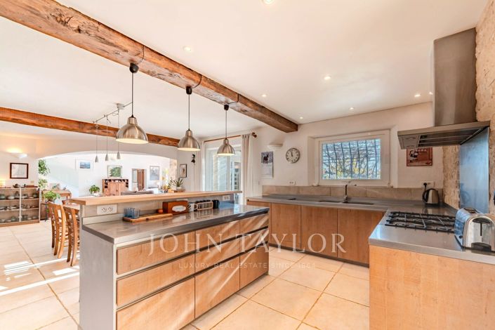Image No.13-5 Bed House for sale