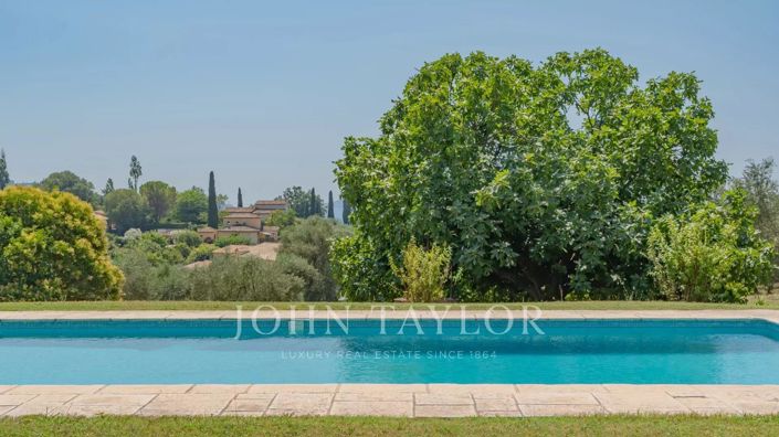 Image No.3-5 Bed House for sale