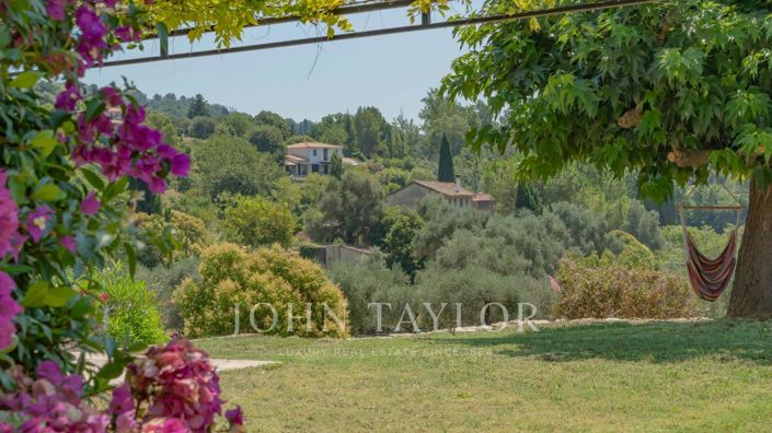 Image No.5-5 Bed House for sale