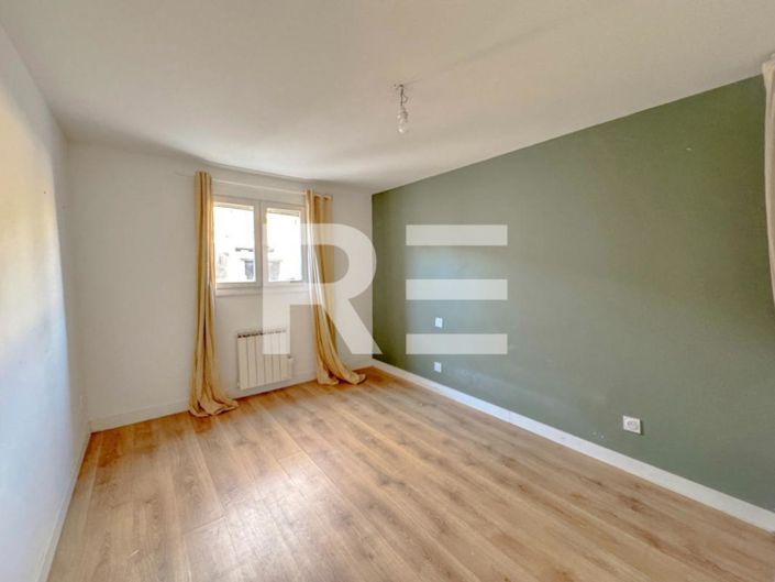 Image No.10-Maison de 3 chambres à vendre à Saint-Gilles