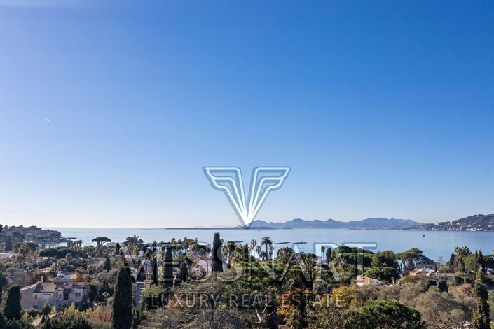 Image No.2-5 Bed House for sale