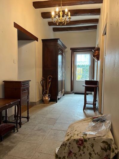 Image No.12-4 Bed House for sale