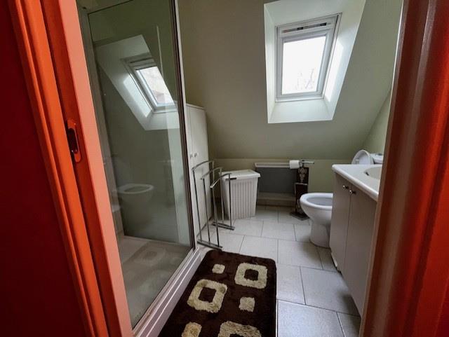 Image No.20-4 Bed House for sale