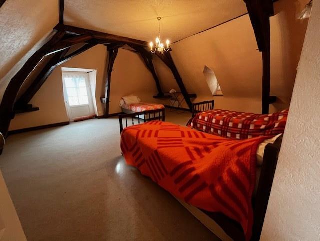 Image No.21-4 Bed House for sale