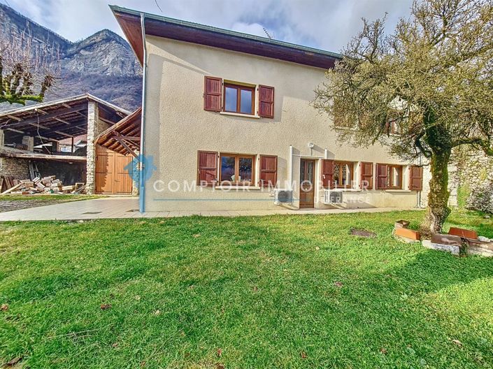 Image No.10-5 Bed House for sale