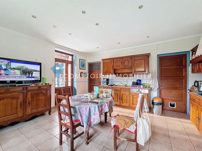 Image No.3-5 Bed House for sale