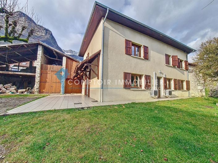 Image No.5-5 Bed House for sale