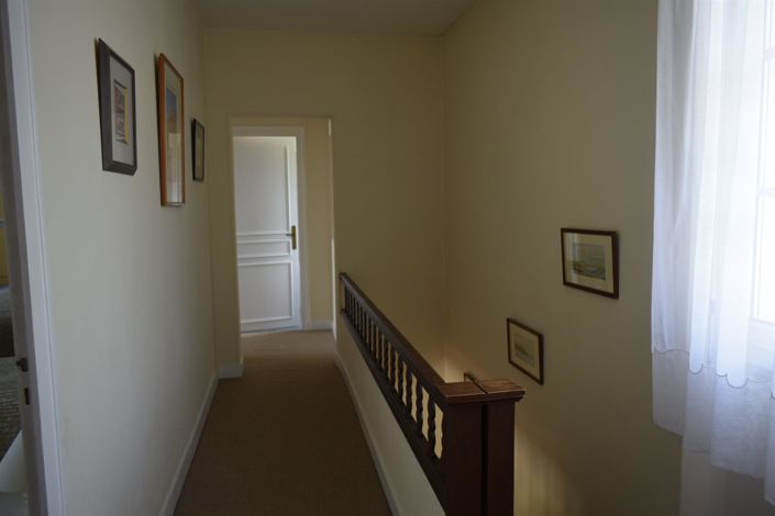 Image No.10-5 Bed House for sale