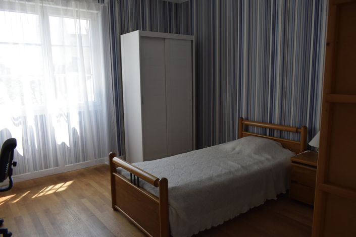 Image No.13-5 Bed House for sale