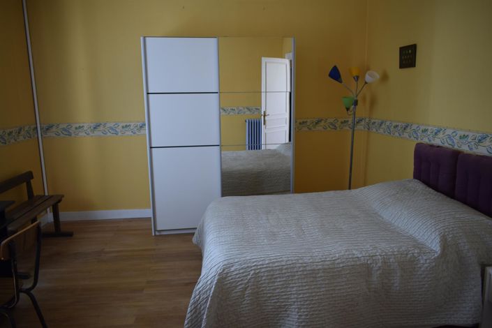 Image No.16-5 Bed House for sale