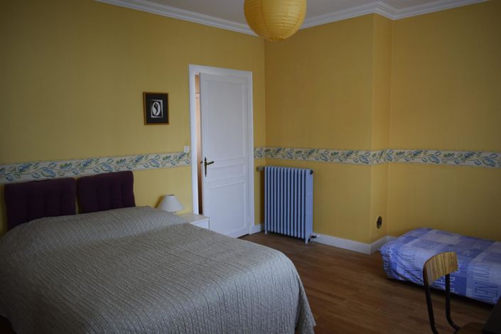 Image No.18-5 Bed House for sale