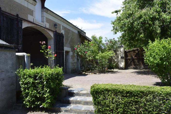 Image No.2-5 Bed House for sale