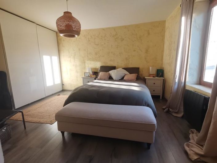 Image No.7-3 Bed House for sale