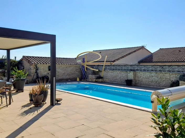 Image No.3-4 Bed House for sale