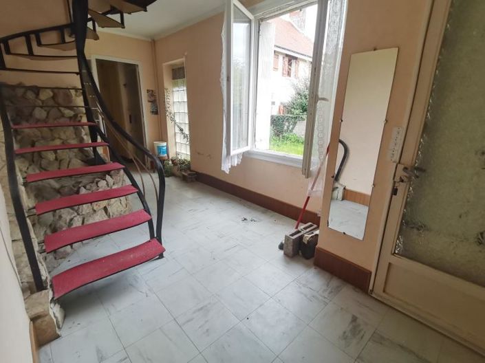 Image No.6-2 Bed House for sale