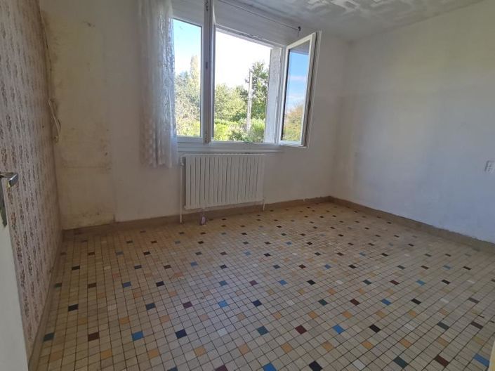 Image No.9-3 Bed House for sale