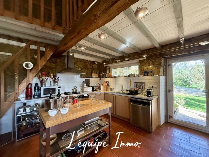 Image No.3-5 Bed House for sale