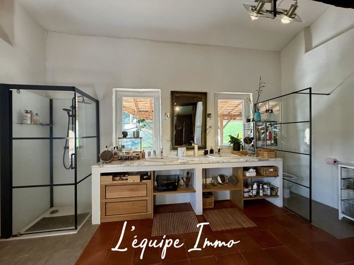 Image No.4-5 Bed House for sale