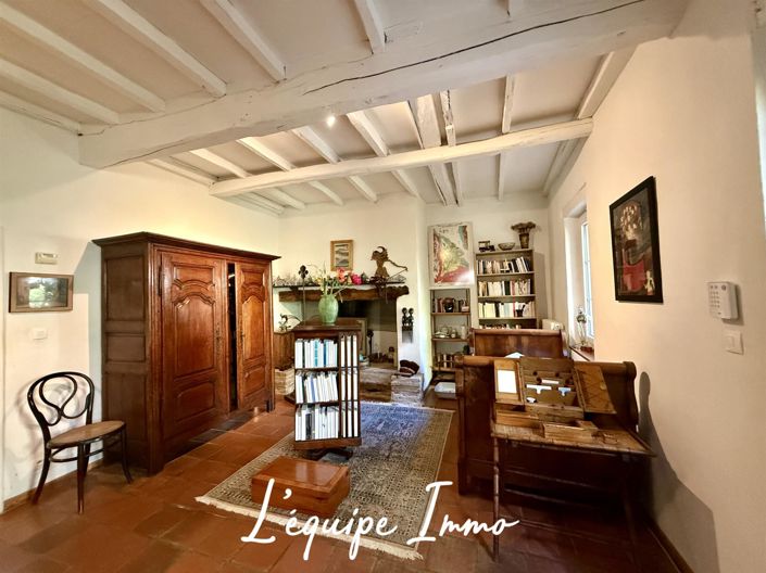 Image No.5-5 Bed House for sale