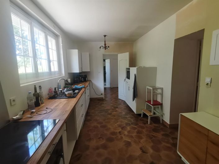 Image No.2-4 Bed House for sale