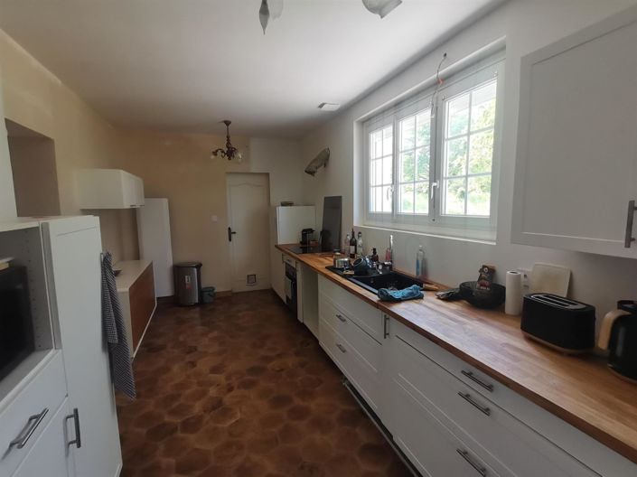 Image No.20-4 Bed House for sale