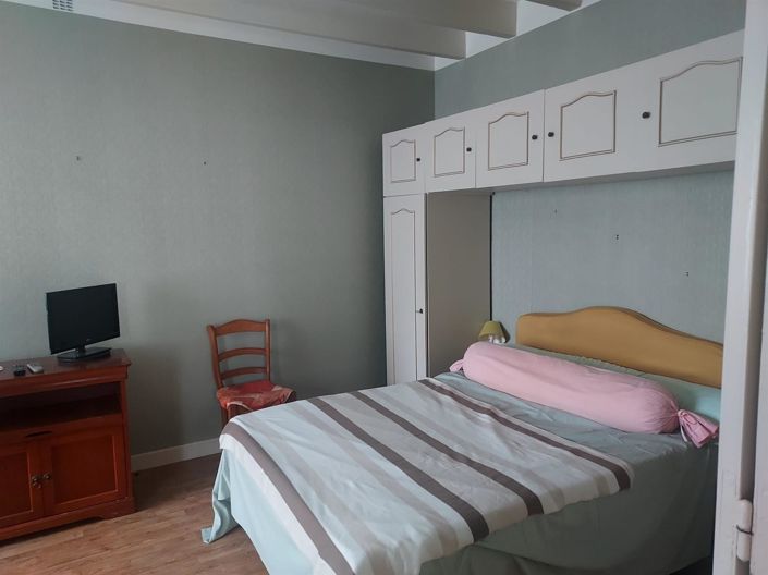 Image No.7-2 Bed House for sale