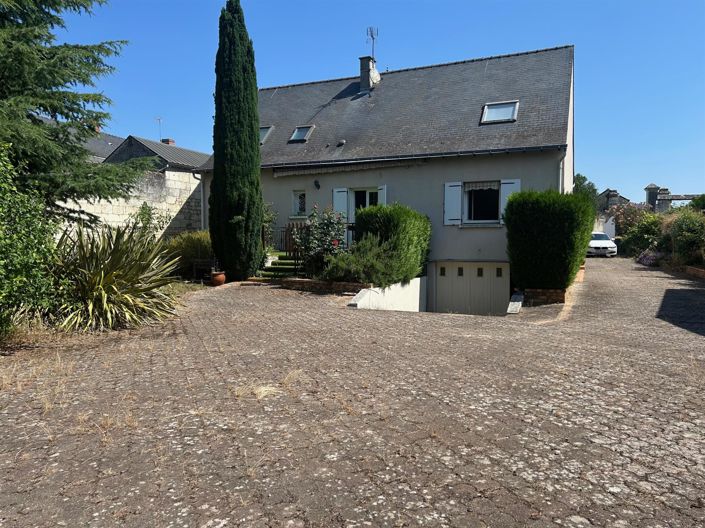 Image No.18-4 Bed House for sale