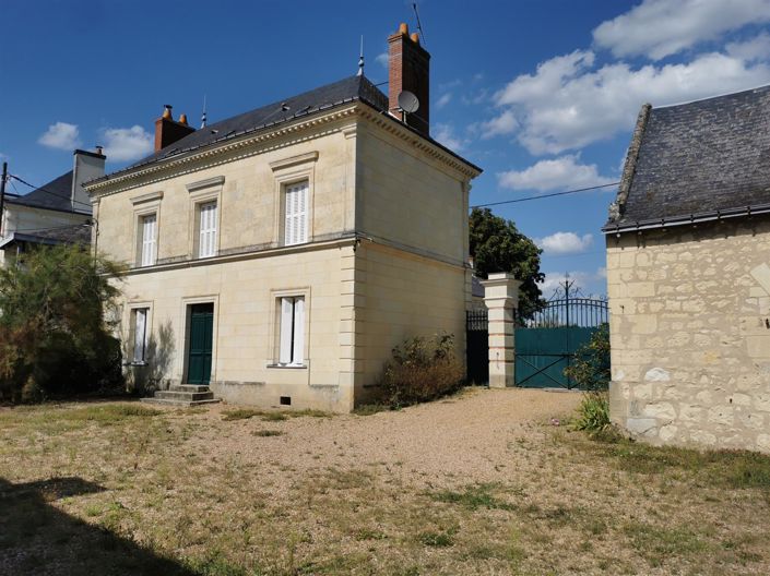 Image No.1-4 Bed House for sale