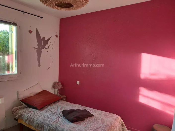 Image No.12-3 Bed House for sale